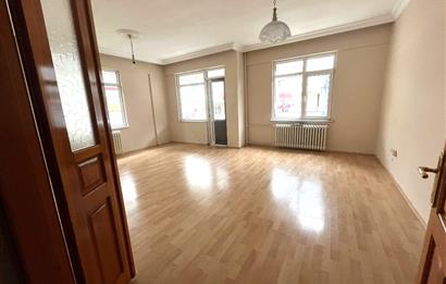 C21 Bal'dan Paşaalanı Mah.'de Merkezi Konumda Kiralık 3+1 Daire