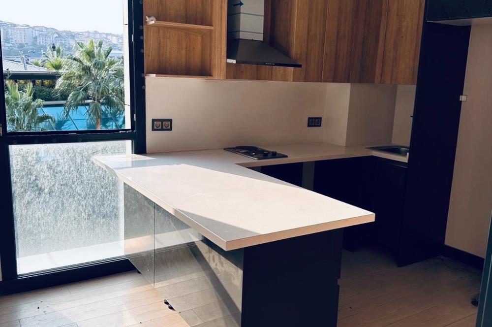 Kağıthane Merkez Metro Karşısı Fırsat Satılık 1+1 Daire,,,