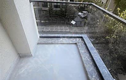 ERENKÖY DE MARMARAY VE ULAŞIMA ÇOK YAKIN 4+1 DUBLEX