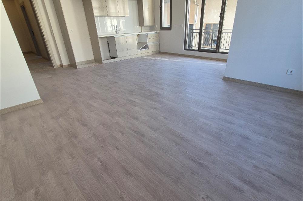 Idealtepe Sıfır Bina Balkonlu Kiralık 2+1 