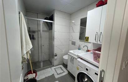 Bornova Mevlana'da Satılık 1+1 Daire