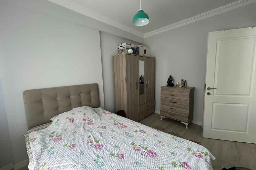 Bornova Mevlana'da Satılık 1+1 Daire