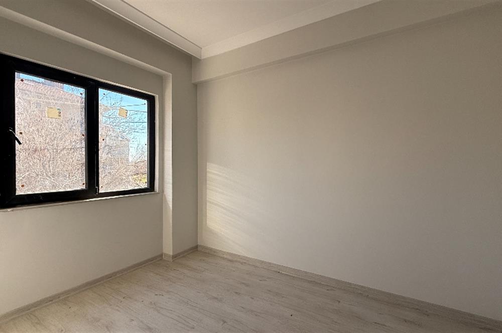 CENTURY21 BAL'DAN GAZİOSMANPAŞA MAH.DE SATILIK 1+1 DAİRE