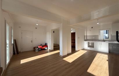 Turgutreis Pazaryeri Yakınında Komple Yenilenmiş Eşyasız Kiralık Deniz Manzaralı 3+1 Dubleks