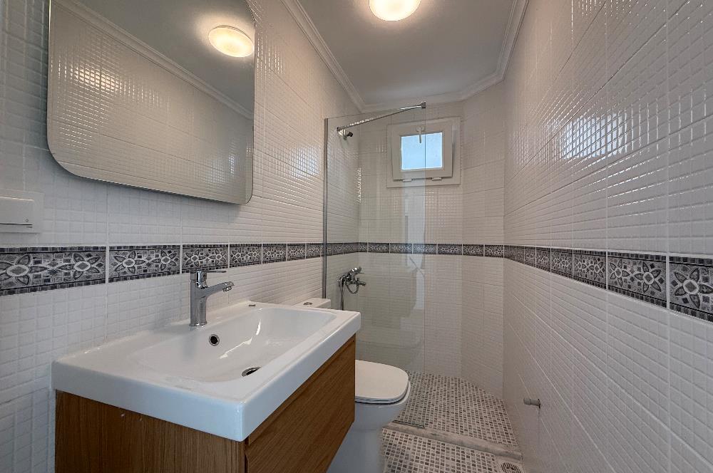 Turgutreis Pazaryeri Yakınında Komple Yenilenmiş Eşyasız Kiralık Deniz Manzaralı 3+1 Dubleks