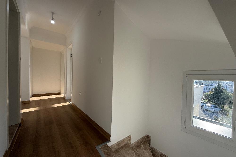Turgutreis Pazaryeri Yakınında Komple Yenilenmiş Eşyasız Kiralık Deniz Manzaralı 3+1 Dubleks