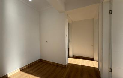 Turgutreis Pazaryeri Yakınında Komple Yenilenmiş Eşyasız Kiralık Deniz Manzaralı 3+1 Dubleks