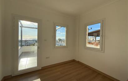 Turgutreis Pazaryeri Yakınında Komple Yenilenmiş Eşyasız Kiralık Deniz Manzaralı 3+1 Dubleks