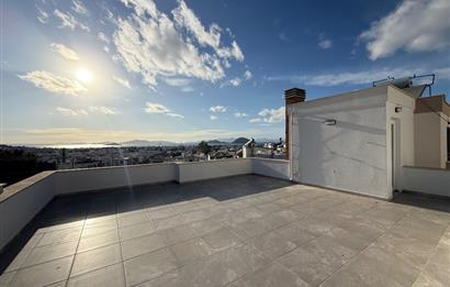 Turgutreis Pazaryeri Yakınında Komple Yenilenmiş Eşyasız Kiralık Deniz Manzaralı 3+1 Dubleks