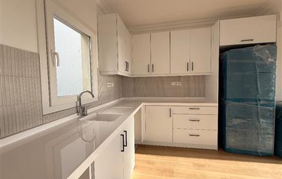 Turgutreis Pazaryeri Yakınında Komple Yenilenmiş Eşyasız Kiralık Deniz Manzaralı 3+1 Dubleks