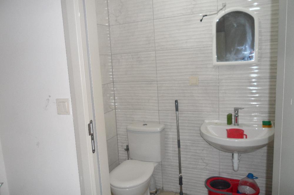 MERDİVENKÖYDE ÖN KULLANIMLI İSKANLI SATILIK DÜKKAN 8.500.000-TL