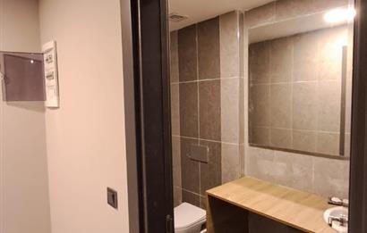 METROBÜSE YAKIN GÜNEY CEPHE SİTE İÇİNDE 1+1 BOŞ SATILIK DAİRE
