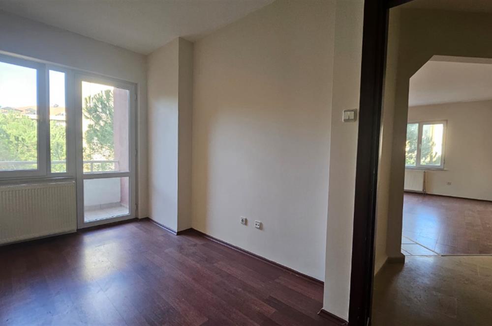 ZEKERİYAKÖY SİTELERDE KİRALIK 2+1 DAİRE