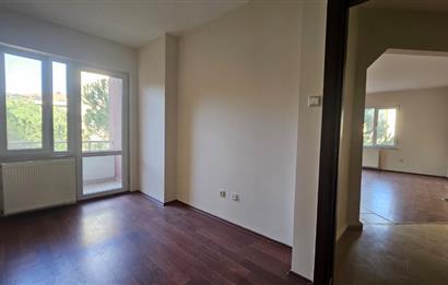 ZEKERİYAKÖY SİTELERDE KİRALIK 2+1 DAİRE