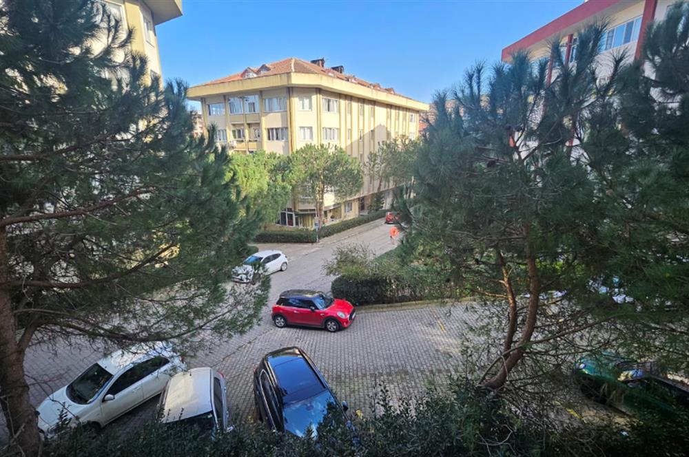 ZEKERİYAKÖY SİTELERDE KİRALIK 2+1 DAİRE