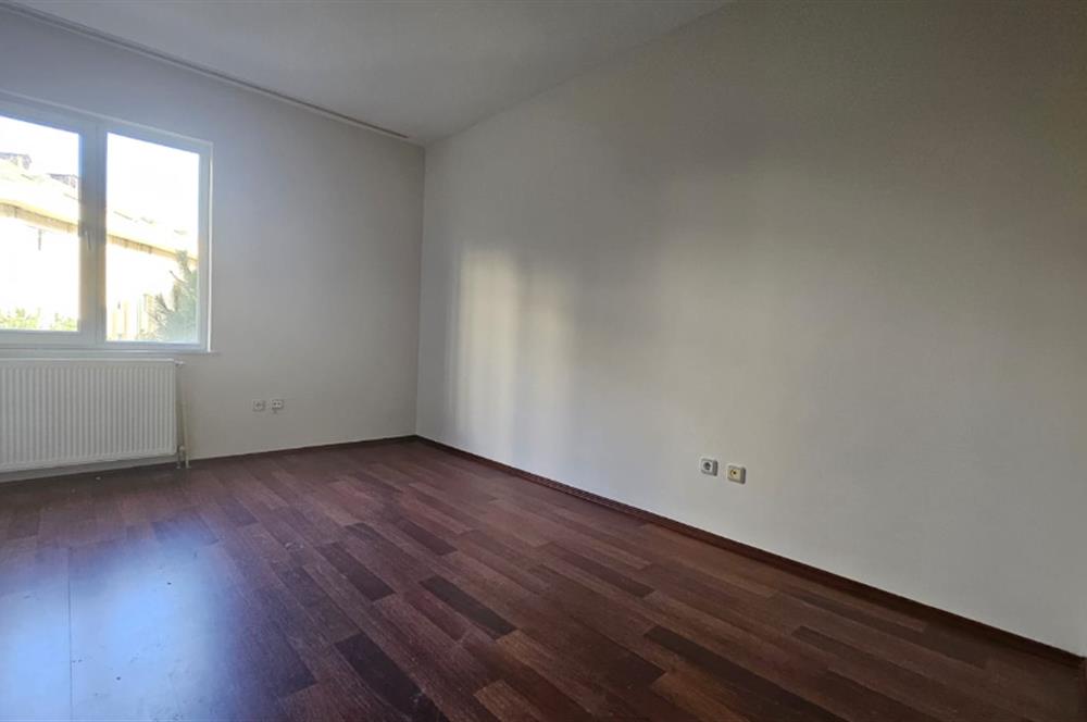 ZEKERİYAKÖY SİTELERDE KİRALIK 2+1 DAİRE