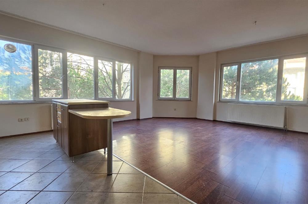 ZEKERİYAKÖY SİTELERDE KİRALIK 2+1 DAİRE