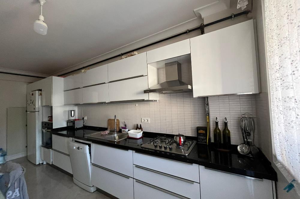 MALTEPE MERKEZDE ARA KAT SATILIK 3+1