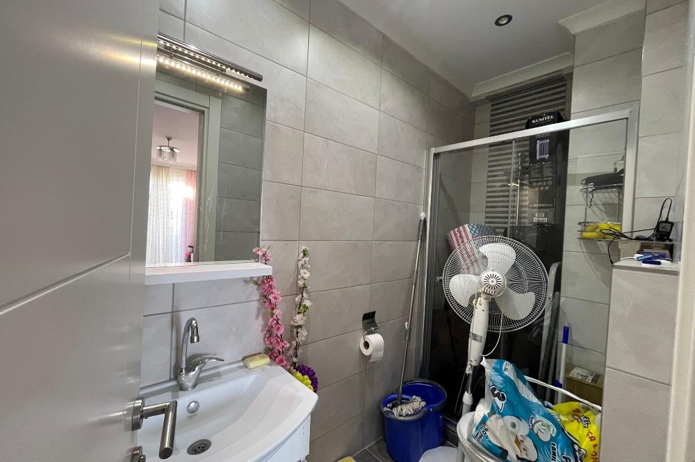 MALTEPE MERKEZDE ARA KAT SATILIK 3+1