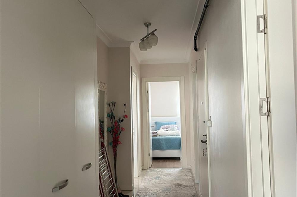 MALTEPE MERKEZDE ARA KAT SATILIK 3+1