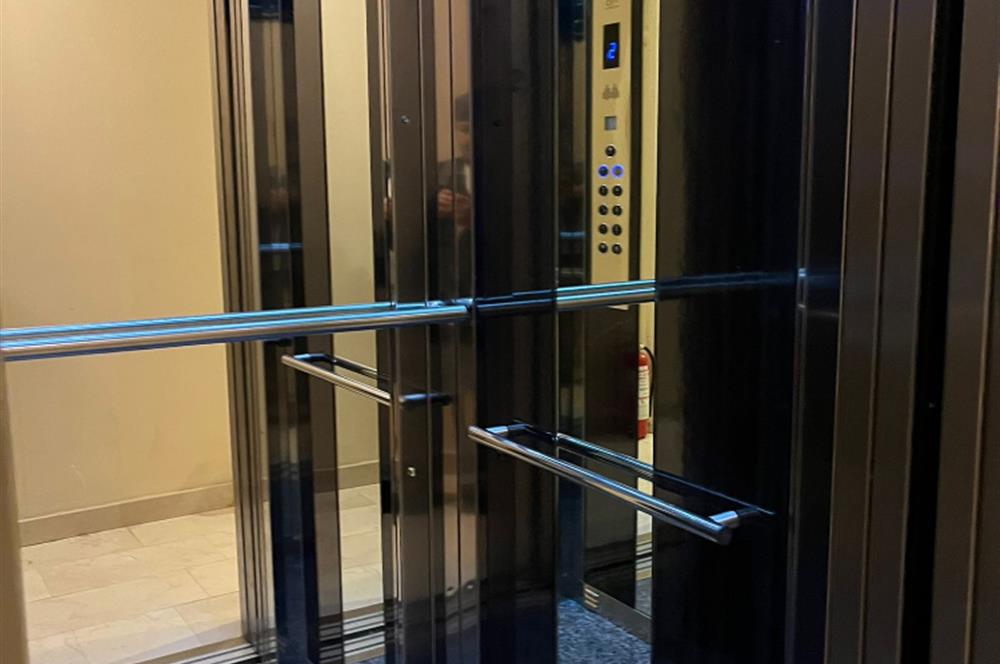 MALTEPE MERKEZDE ARA KAT SATILIK 3+1