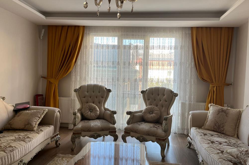 MALTEPE MERKEZDE ARA KAT SATILIK 3+1