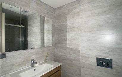 SİNPAŞ FİNANS ŞEHİR PALAS ETABI' NDA 4+1 KİRALIK DAİRE