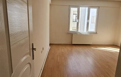 CENTURY21 'DEN BAHÇELİEVLER MAH MUHTEŞEM KONUM FIRSAT DAİRE