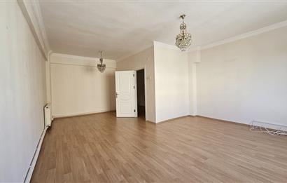 CENTURY21 'DEN BAHÇELİEVLER MAH MUHTEŞEM KONUM FIRSAT DAİRE