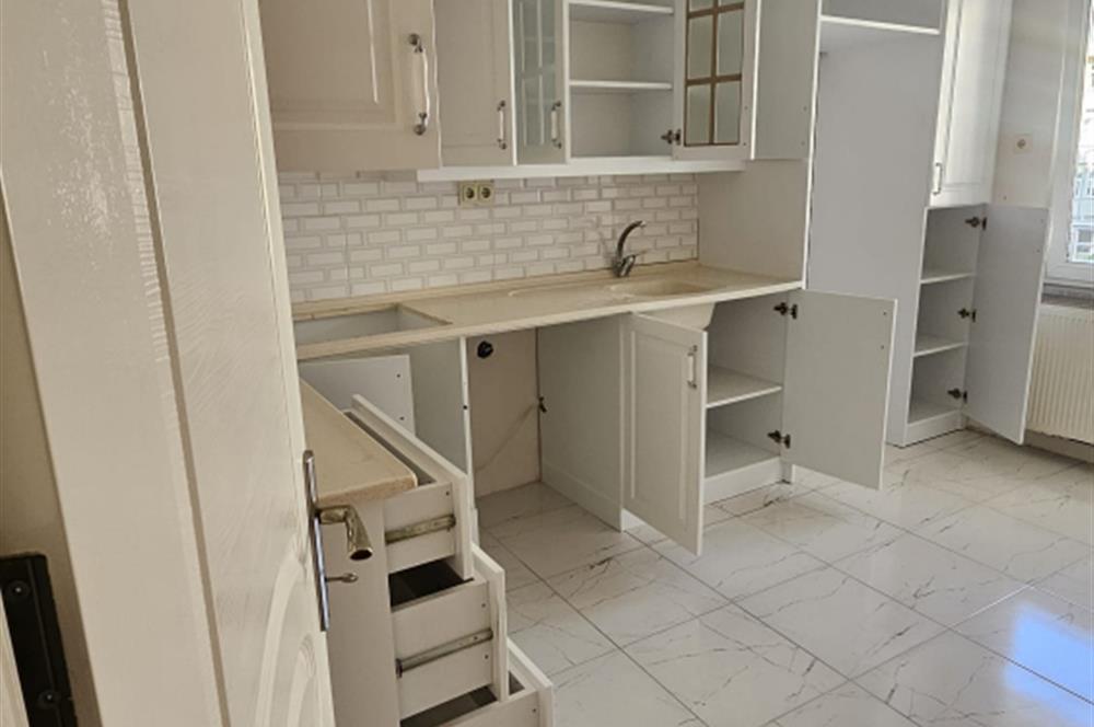 CENTURY21 'DEN BAHÇELİEVLER MAH MUHTEŞEM KONUM FIRSAT DAİRE