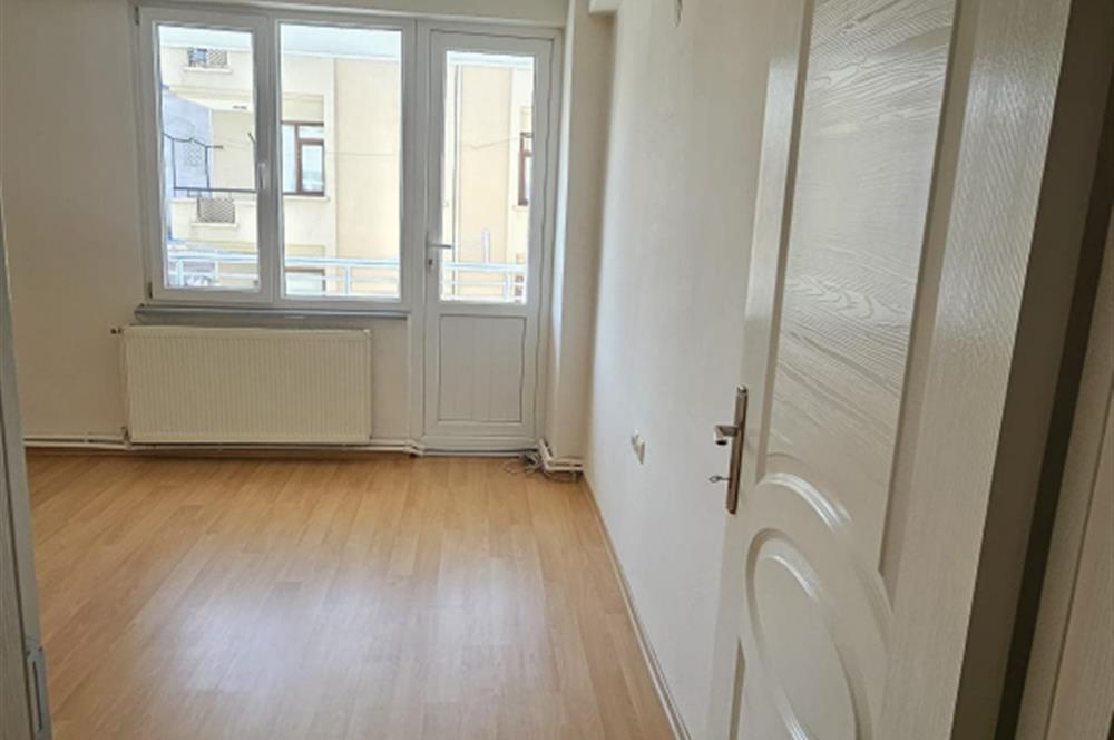 CENTURY21 'DEN BAHÇELİEVLER MAH MUHTEŞEM KONUM FIRSAT DAİRE