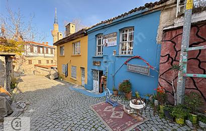 C21 Net'ten Buldan Tarihi Çarşıda Satılık Müstakil Bina