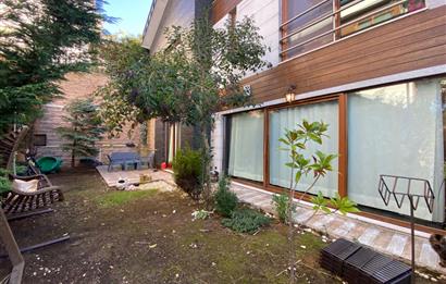 Uskumruköy'de Şerefiyesi Yüksek, Bahçeli Müstakil Villa