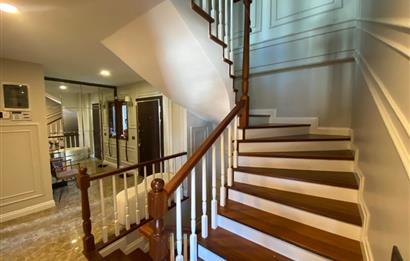 Uskumruköy'de Şerefiyesi Yüksek, Bahçeli Müstakil Villa