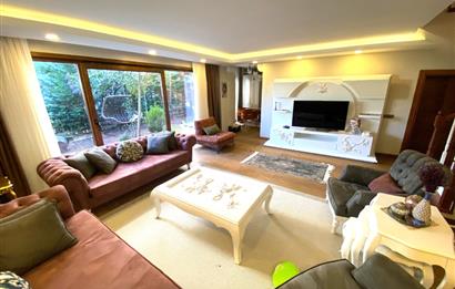 Uskumruköy'de Şerefiyesi Yüksek, Bahçeli Müstakil Villa