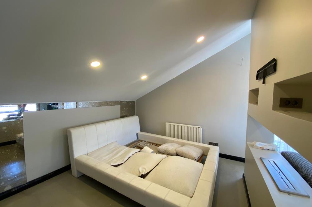 Uskumruköy'de Şerefiyesi Yüksek, Bahçeli Müstakil Villa