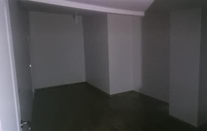 C21 GERÇEK'TEN KEMERBURGAZ MERKEZDE METROYA YAKIN KİRALIK DAİRE