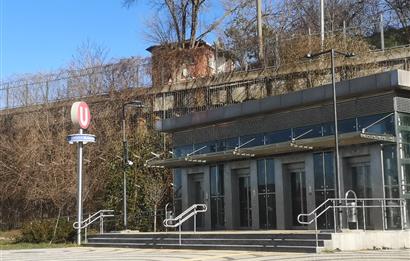 C21 GERÇEK'TEN KEMERBURGAZ MERKEZDE METROYA YAKIN KİRALIK DAİRE