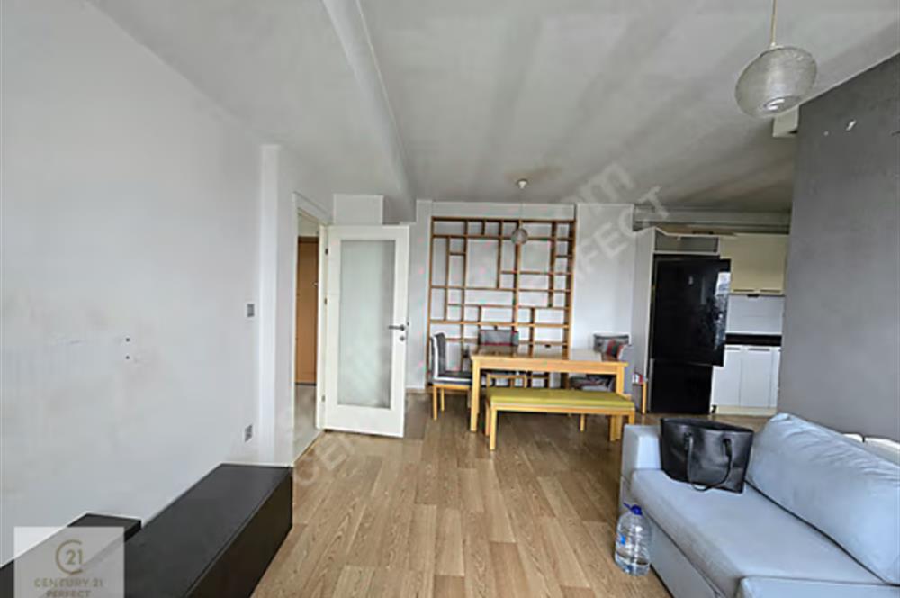 ŞERİFALİ BÖLGESİNDE YÜKSEK KATTA MANZARALI 2+1 BALKONLU DAİRE