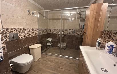 OVAYUVAM SİTESİNDE TADİLATLI YÜKSEK ARSA PAYLI ARA KAT 3+1