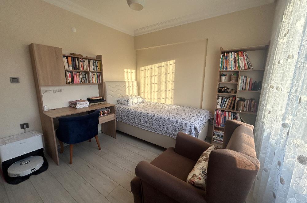 OVAYUVAM SİTESİNDE TADİLATLI YÜKSEK ARSA PAYLI ARA KAT 3+1