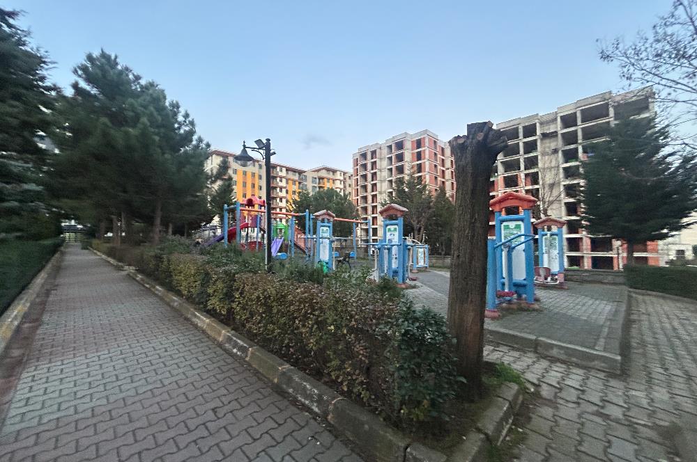 OVAYUVAM SİTESİNDE TADİLATLI YÜKSEK ARSA PAYLI ARA KAT 3+1
