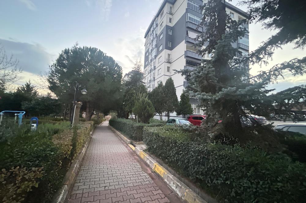 OVAYUVAM SİTESİNDE TADİLATLI YÜKSEK ARSA PAYLI ARA KAT 3+1