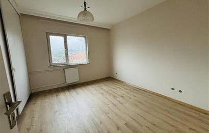 KOŞUYOLU EMLAK BANKASI KONUTLARINDA BAKIMLI 2+1 KİRALIK