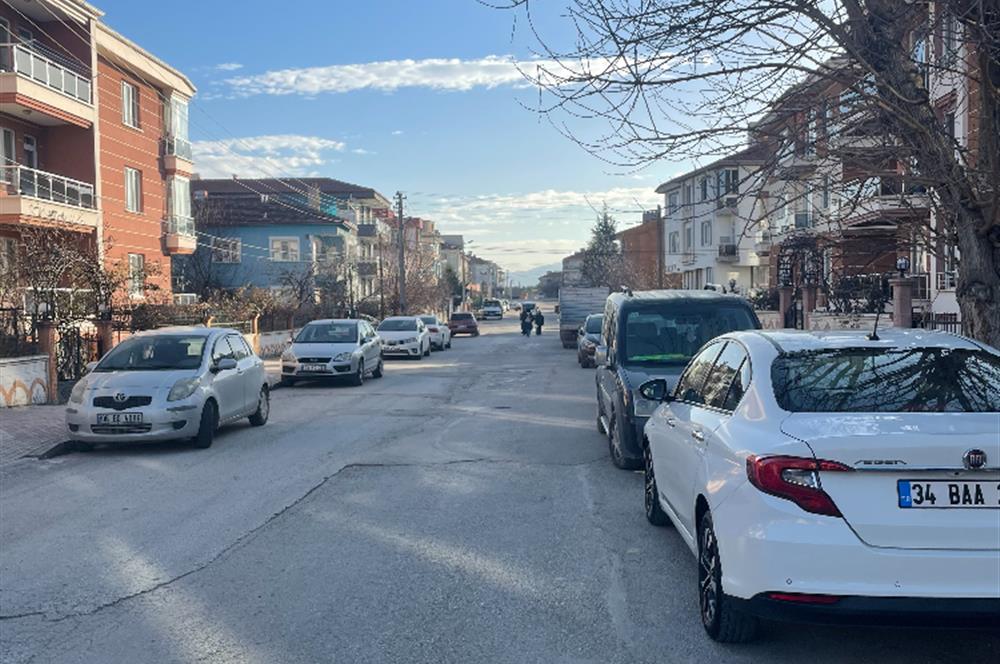 CENTURY21 PLUS 'DAN İÇİ YENİLENMİŞ 3+1 FIRSAT DAİRE