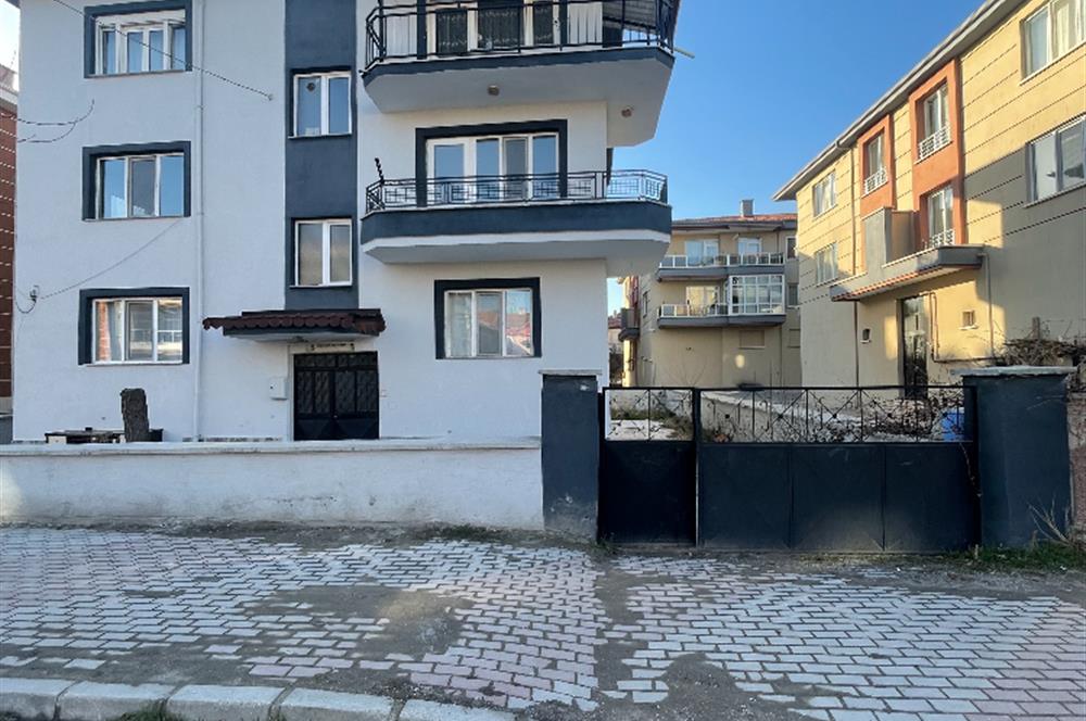 CENTURY21 PLUS 'DAN İÇİ YENİLENMİŞ 3+1 FIRSAT DAİRE