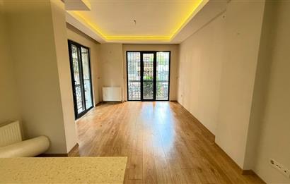 MALTEPE CEVİZLİ'DE BAHÇE KULLANIM ALANLI SIFIR 2+1 SATILIK DAİRE
