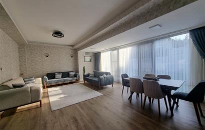 BAĞLICA'DA SİTE İÇİNDE GENİŞ BAHÇELİ SATILIK 3 KATLI 4+1 VİLLA