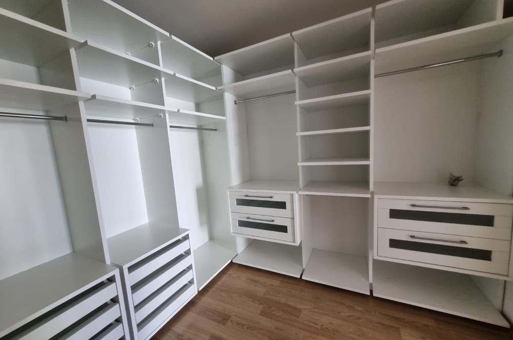 GÜVENLİKLİ SİTEDE, FERAH, AYDINLIK 4+1 KİRALIK DAİRE