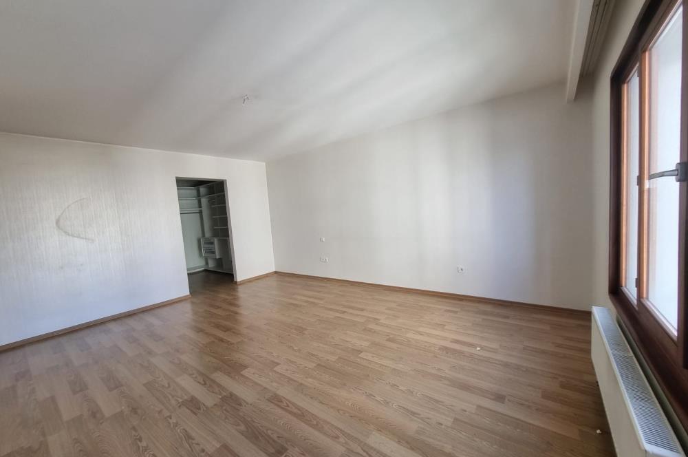 GÜVENLİKLİ SİTEDE, FERAH, AYDINLIK 4+1 KİRALIK DAİRE